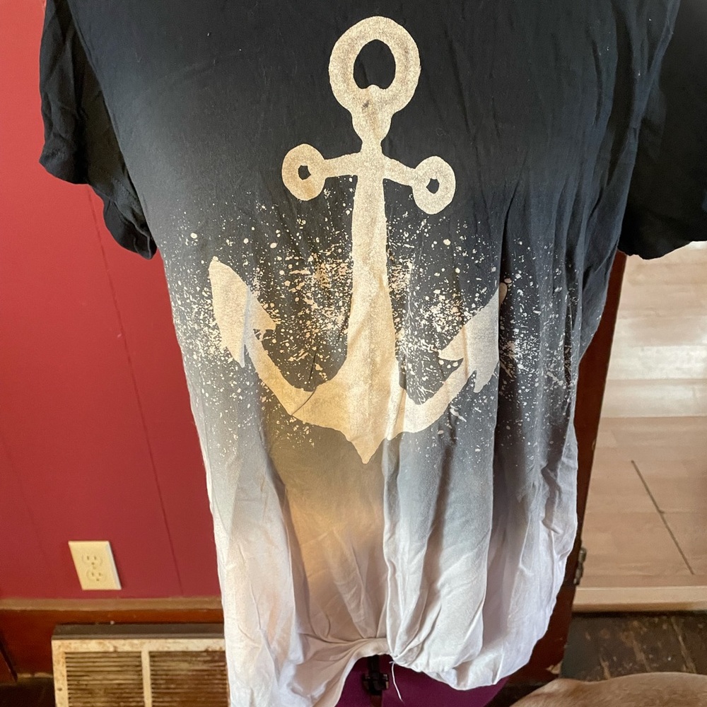 Maurices anchor short sleeve T-shirt